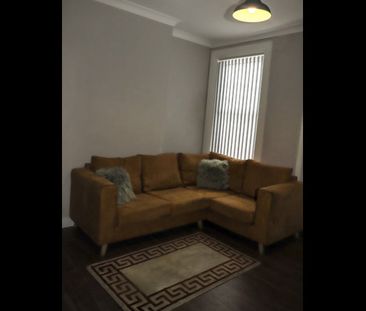 Room in a Shared House, Park Mount, LS12 - Photo 1