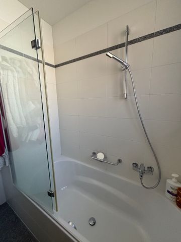 FOR RENT BEAUTIFUL 4.5 ROOM DUPLEX – BELLINZONA CENTER - Foto 4