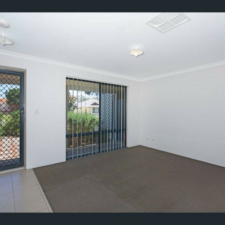 Room for the Whole Family � Modern 4x2 Near Shops & Transport - Photo 1