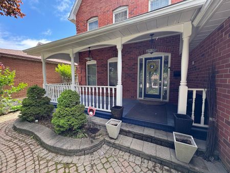 For Lease - 23 Linden Crescent, Brampton, Ontario - Photo 3