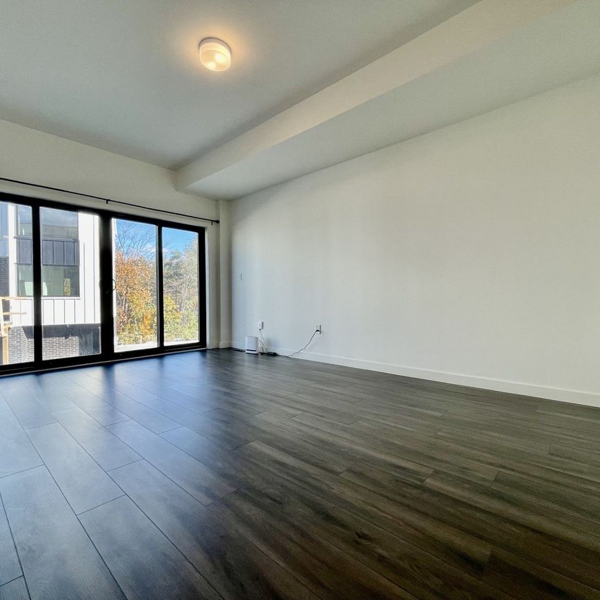 For Lease - 29 Rainwater Lane, Barrie, Ontario - Photo 1