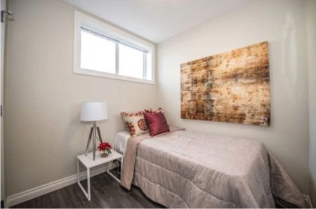 East 1 - Green Bank Road Fourplexes — 3 Bedroom Lower Suite - AF - Photo 5