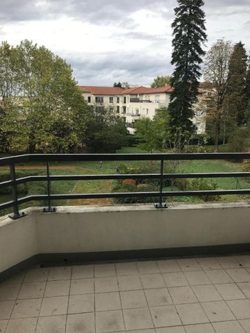 Location Appartement 2 pièces 54m² DECINES CHARPIEU 69150 - Photo 3