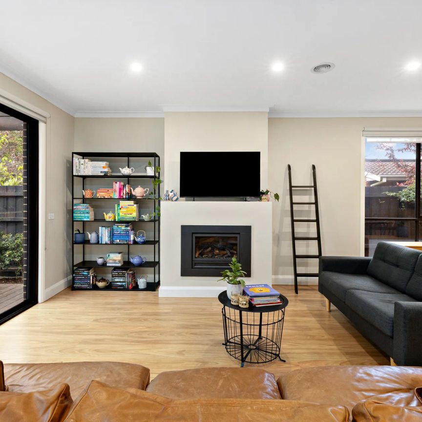 Spacious, Modern, Beachside - Photo 1