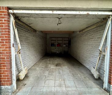 Emile Lebon - Foto 1