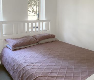 1/14 Creswick Street, Hawthorn, VIC 3122 - Photo 5