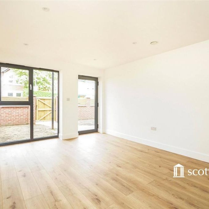 2 bedroom flat to rent - Photo 1