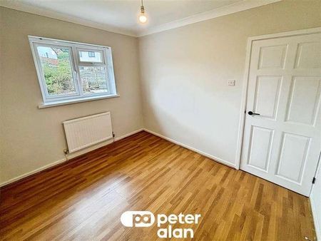 St. Peters Drive, Pontllanfraith, Blackwood, NP12 - Photo 3