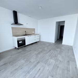 Location Appartement 2 pièces 38m² BELLEVIGNY 85170 - Photo 2