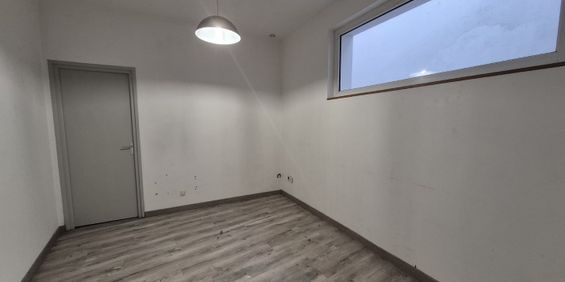 Location Appartement 1 pièce 38m² ST OMER 62500 - Photo 3