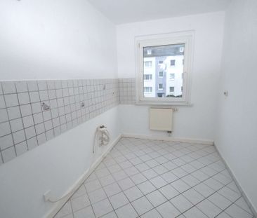 3-Zimmer-Wohnung mit separater Küche und Badewanne, renoviert, ab s... - Photo 6