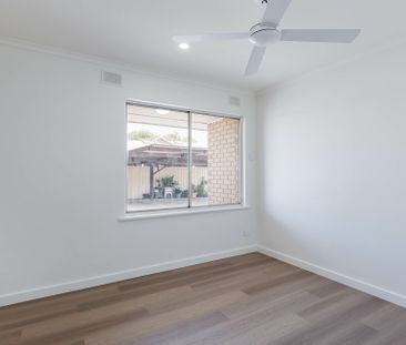 Sophisticated Living in Mile End - Photo 6