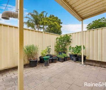 TWO BEDROOM TOWNHOUSE IN SELECTIVE SCHOOL ZONE - Photo 6