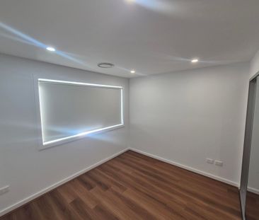 Brand New Family Home Double storey - Photo 3