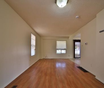 For Lease - 2 Roehampton Crescent, Brampton, Ontario - Photo 4