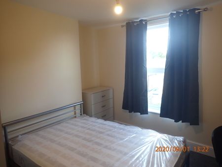 Nunnery Lane, South Bank - P10392 - Photo 5