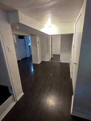 College St & Ossington Ave - Photo 1