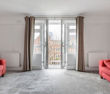 Battersea High Street, London, SW11 - Photo 2