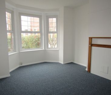 4 bed Terraced - To Let - Photo 4