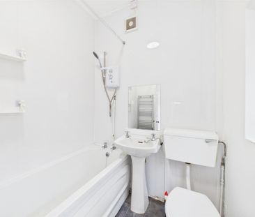 3 BED Terraced House To rent - Photo 1