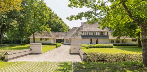 Villa te huur in Lembeke voor € 4.250 met 5 slaapkamers - foto 2