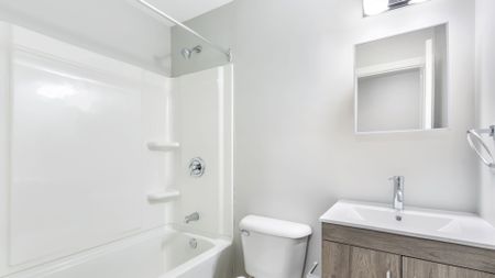 For Lease - 646 Lansdowne Avenue Unit# 4, Toronto, Ontario - Photo 4