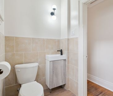 For Lease - 289 Houghton Avenue, Hamilton, Ontario - Photo 1