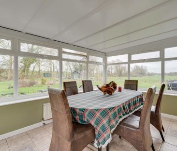 2 bedroom detached bungalow to rent - Photo 2