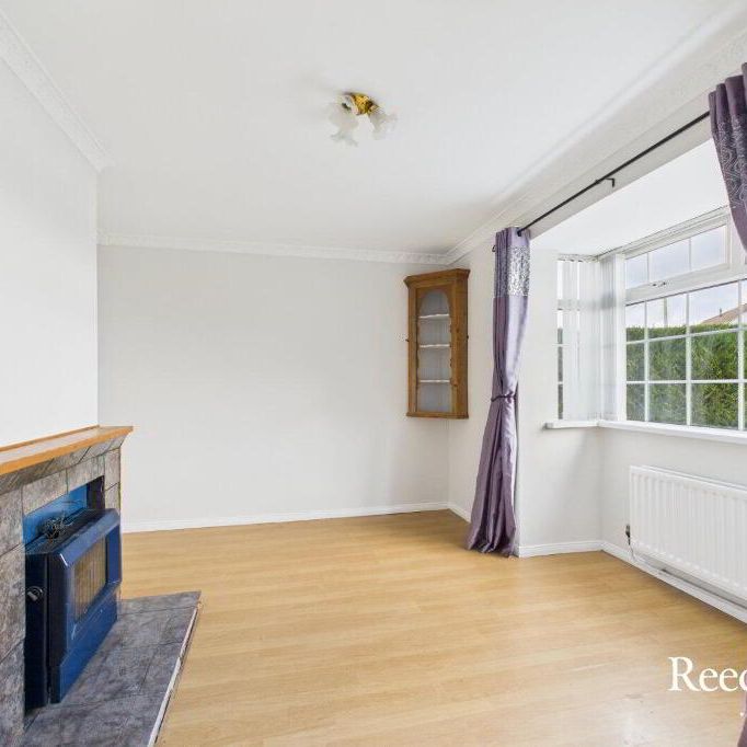 32 Dunbeg Park, Hillsborough, BT26 6AT - Photo 1