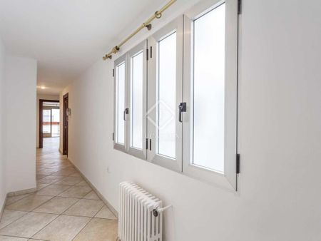 Luxury Apartment for rent in Valencia - Photo 3