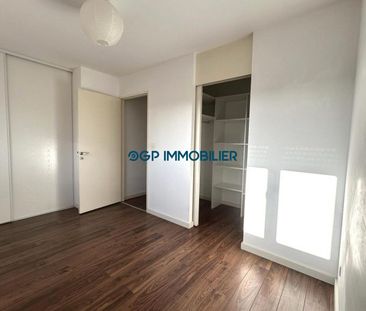 Appartement T3 duplex à louer à Frouzins avec terrasse et parkings - Photo 2