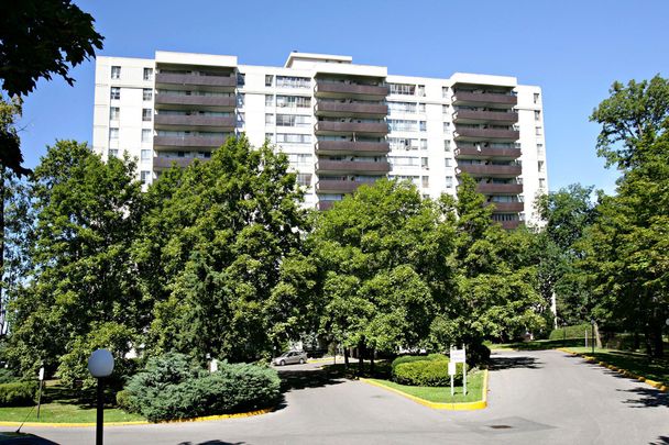 For Lease - 6200 Bathurst Street Unit# 1112, Toronto, Ontario - Photo 1