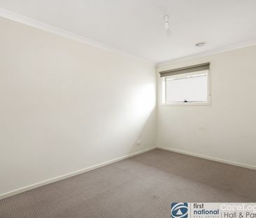 3 / 139 Endeavour Drive, Cranbourne North - Photo 4