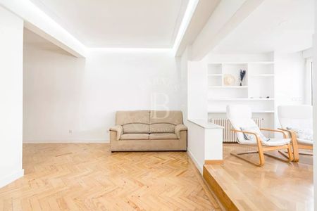 Tout savoir sur cet appartement Madrid - Photo 2