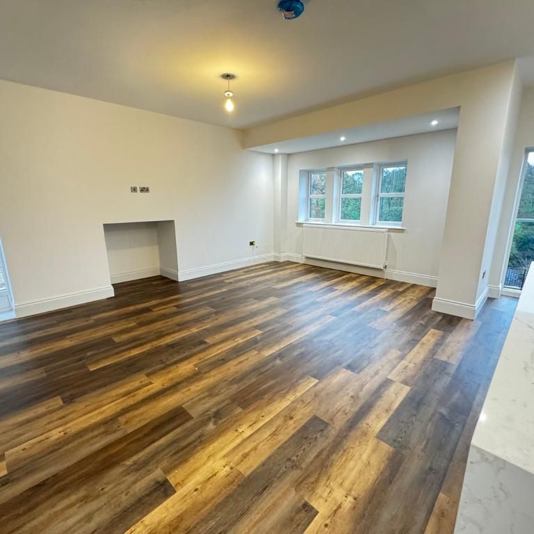 4 bedroom semi-detached house to rent - Photo 1