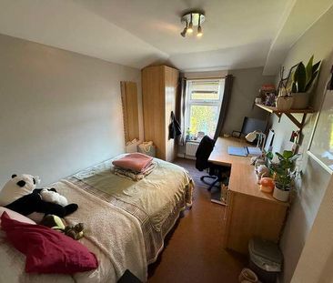 Northcote Road, SO17 - Photo 3