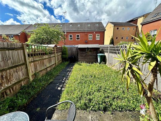 3 bedroom townhouse to rent - Photo 1