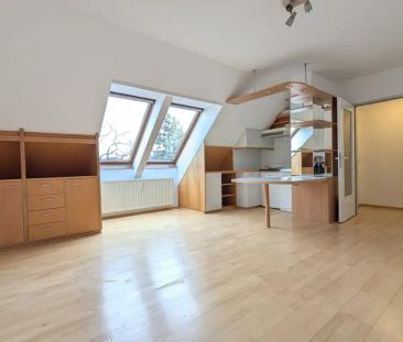 NEU - Moderne Dachgeschoß-Garconniere in ruhiger Lage Nähe U4-Unter... - Photo 2