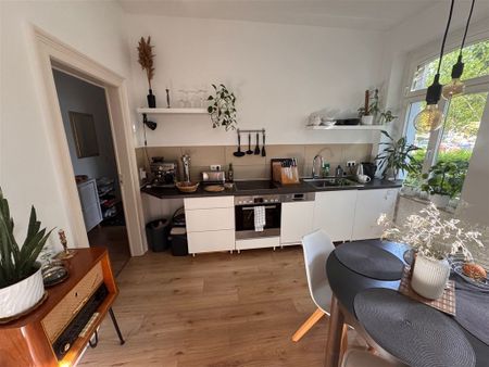 SINGLES AUFGEPASST! Ruhige 1 Raum Wohnung mit großer Wohnküche in Gohlis, Bad mit Fenster, Wanne - Photo 5