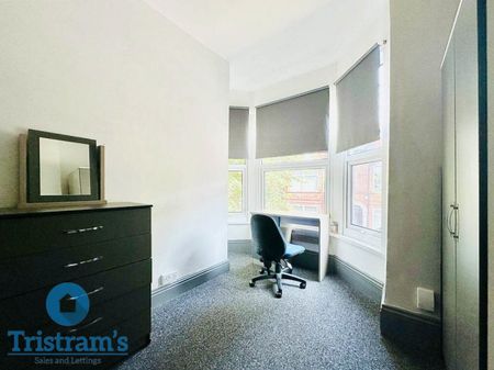 8 bed Semi-Detached House for Rent - Photo 4