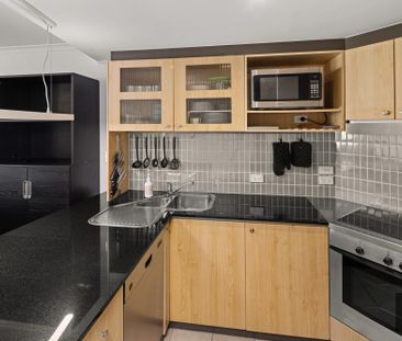 18/66 Allara Street, City ACT 2601 - Apartment For Rent | Domain - Photo 3