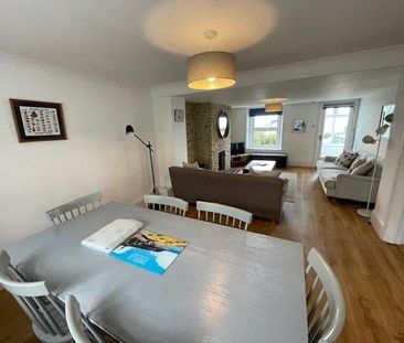 4 bedroom detached house to rent - Photo 3