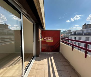 Location Appartement 2 pièces 47m² - Photo 5