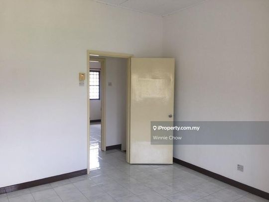 Bukit Rimau, Shah Alam - Photo 1