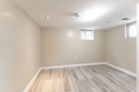 For Lease - 14 Lawndale Road Unit# Lower, Toronto, Ontario - Photo 2