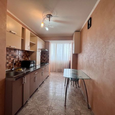 Inchiriez apartament cu 1 camera in zona Gruia - Fotografie 3