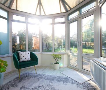 2 bedroom detached bungalow to rent - Photo 2