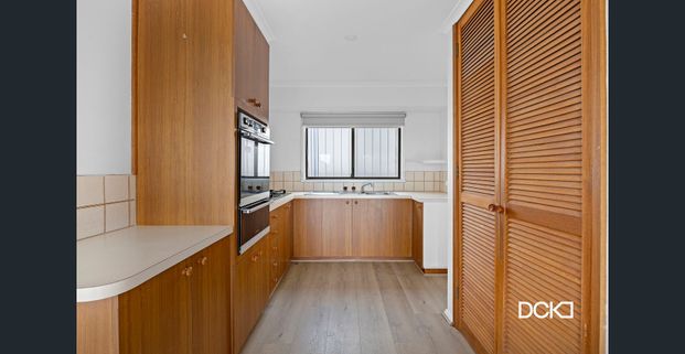 Fresh, Spacious & Move-In Ready! - Photo 1