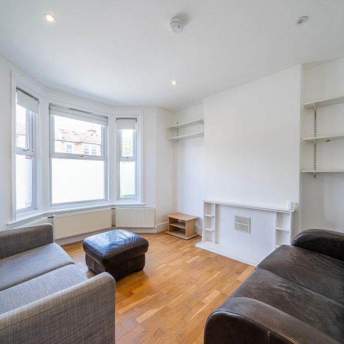 5 bedroom house to rent - Photo 1