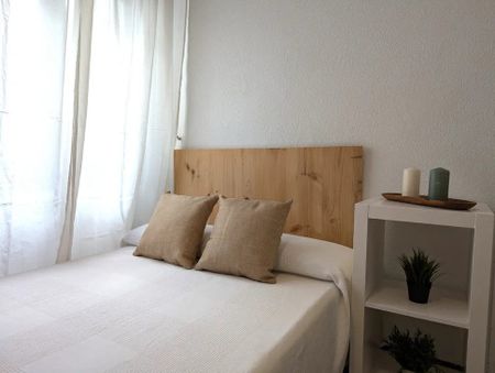 Calle de Lope de Rueda, Madrid, Community of Madrid 28009 - Photo 2